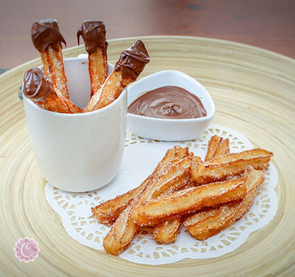 Churros with chocolate dip